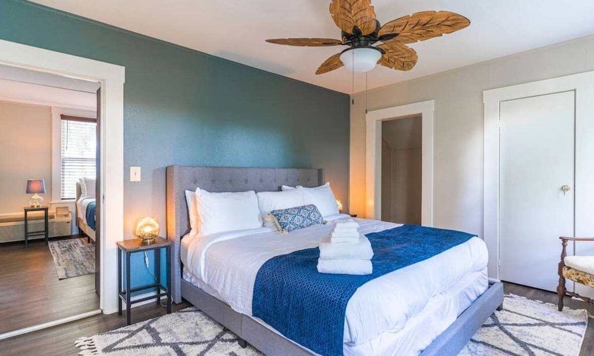 Mount Dora Apartment | The Gardenia ★ 1 Gig Wi-Fi ★ Minutes to Everything