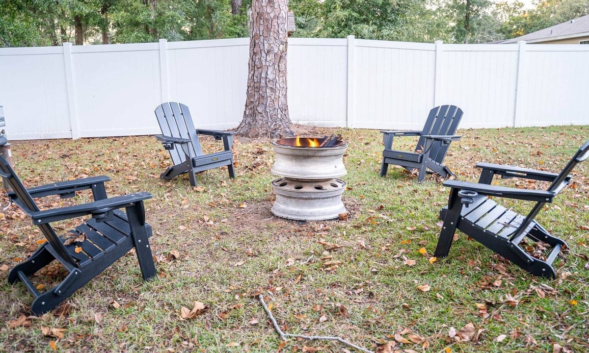 Fellowship House | The Giddy Up Getaway