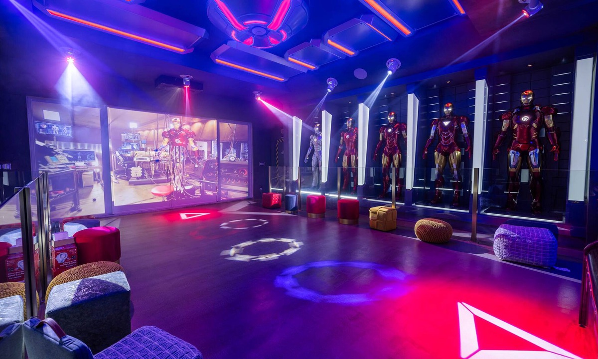Reunion Villa | The Immersive Estate at Reunion - Theme Park Inside Your Vacation Home