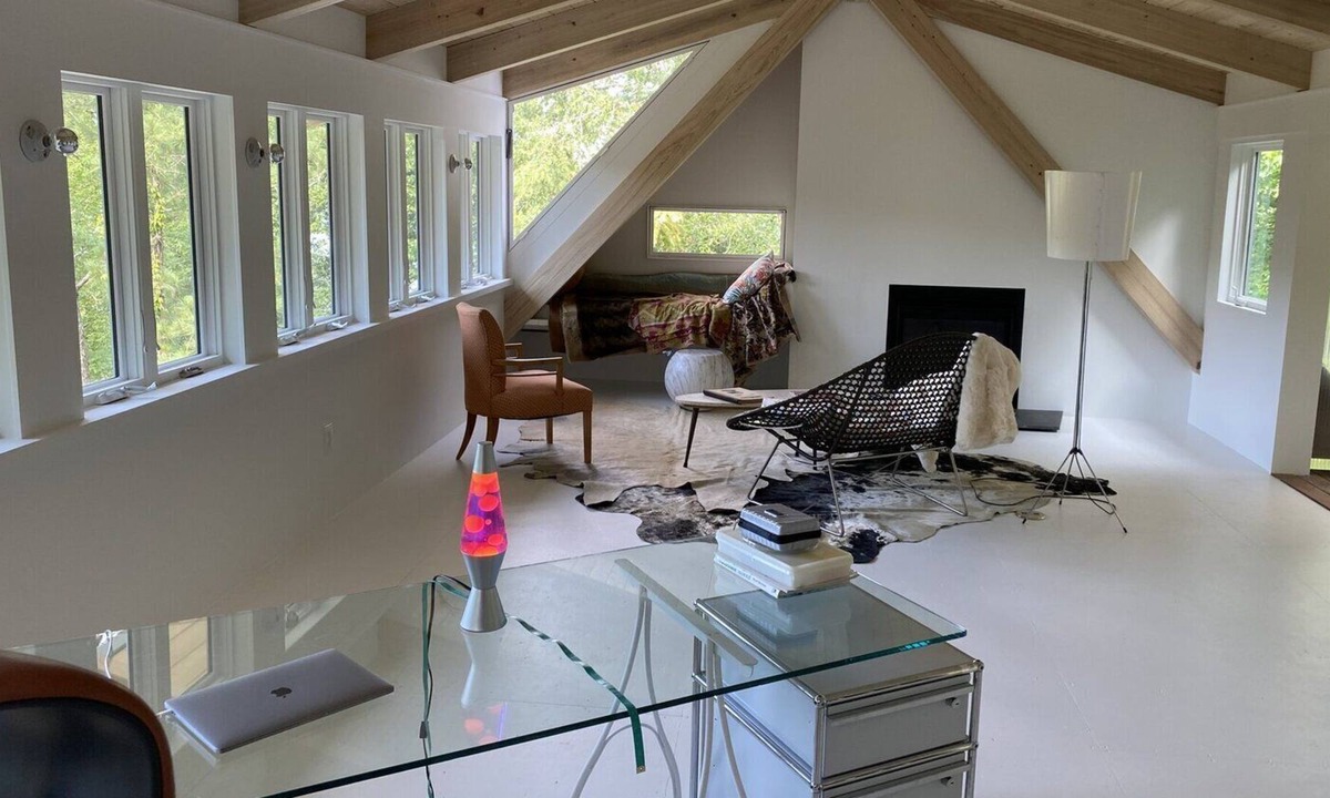 Greensboro House | The Navigators Club: Lake Oconee. Luxurious Lakefront 4BR/3BA/Art Studio/Dock