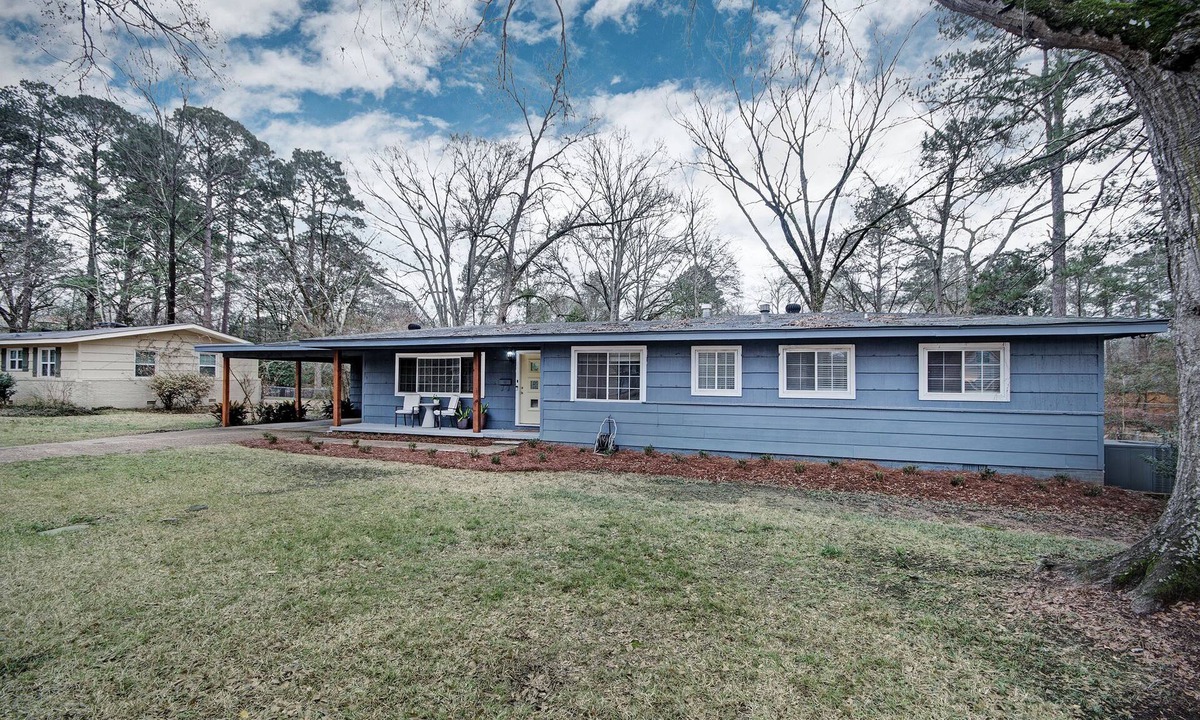 Tougaloo House | The North Star - Luxury 3bd/3ba Home by WholeFoods