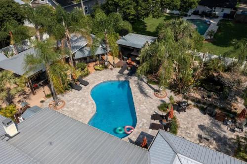 Fruit Cove Apartment | The Poolside Studio - Lounge Pool Wifi