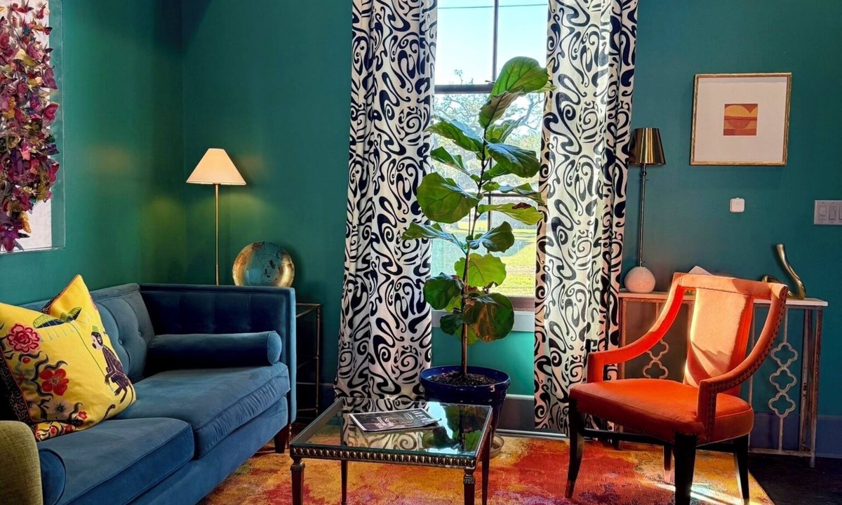 Biloxi House | The Pullman House #824 - Downtown Townhouse w/Heated Pool