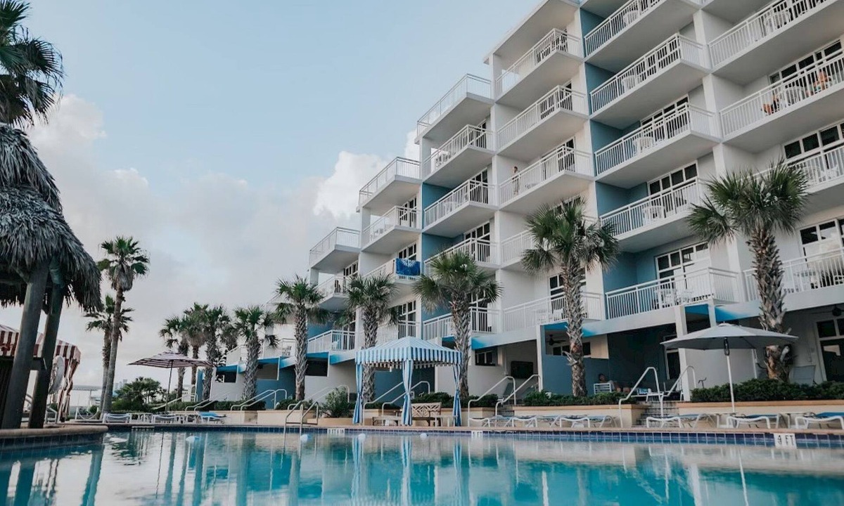 Daytona Beach Shores Hotel | The Shores | Coastal Double | S’mores kit, beach yoga | 2 Units