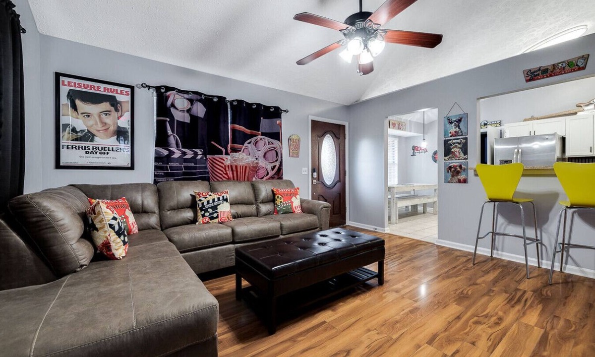 Whitemarsh Island House | Totally 80"s Hideaway