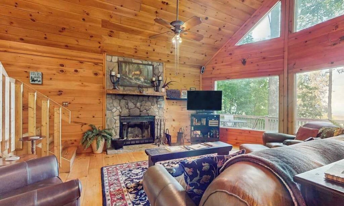 Walnut Mountain Cabin | Tranquility Ridge Stays