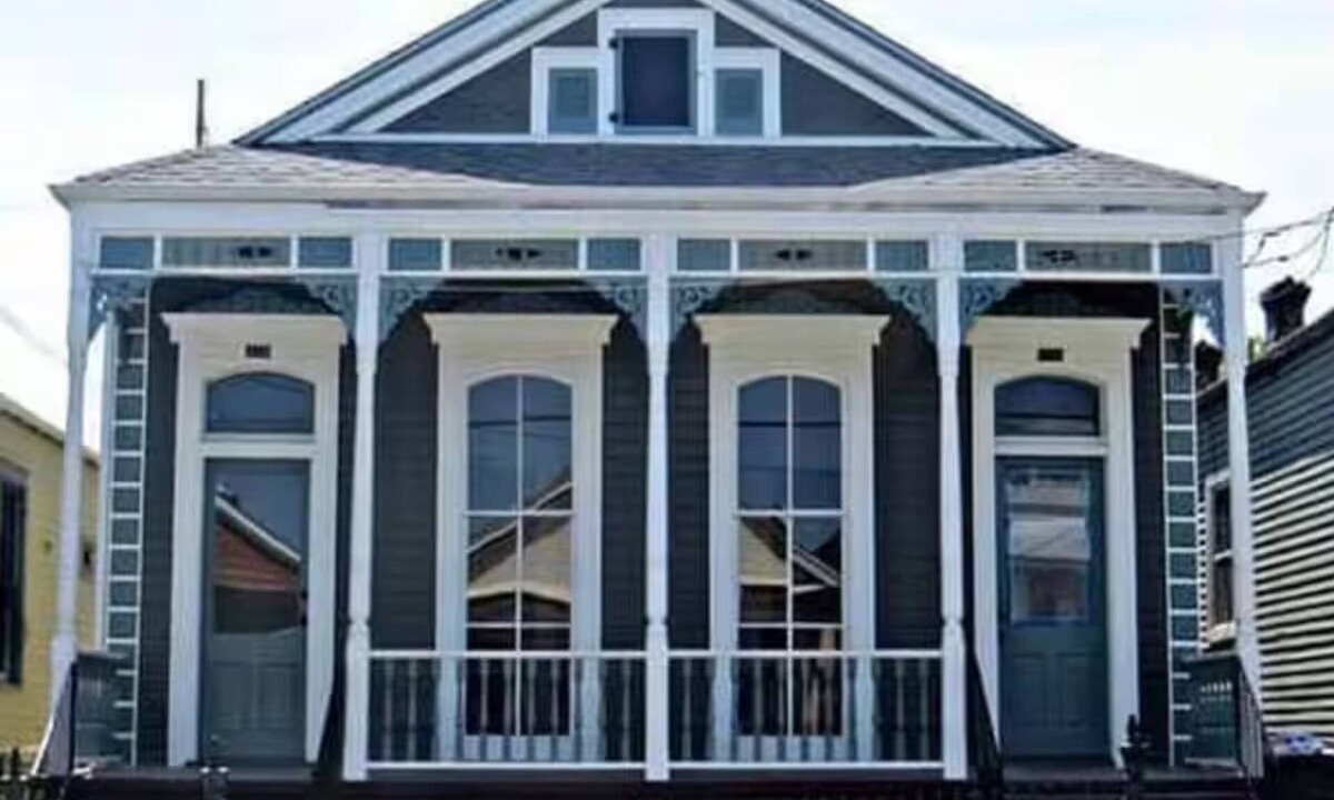 Mid-City House | Truly New Orleans Enjoyable 3-bedroom house with AC in welcoming New Orleans