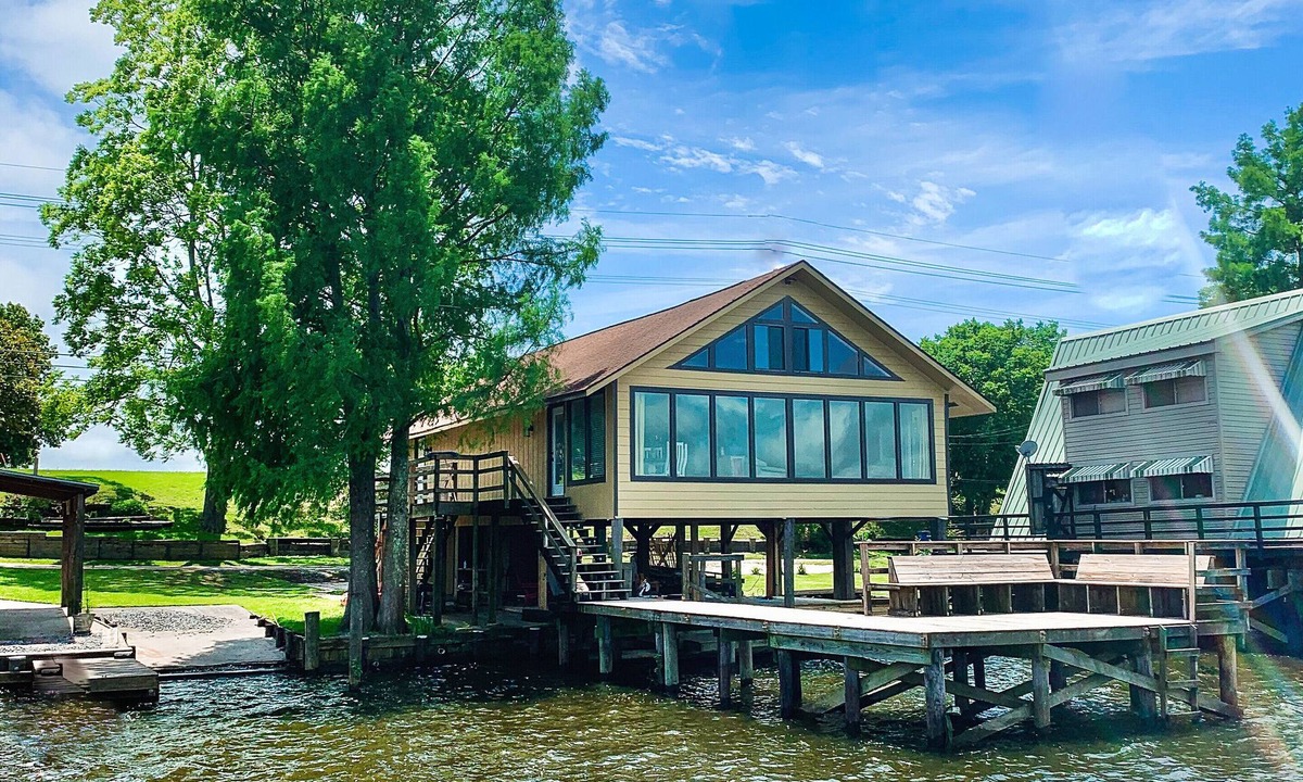 Oscar House | Twin Cypress on False River
