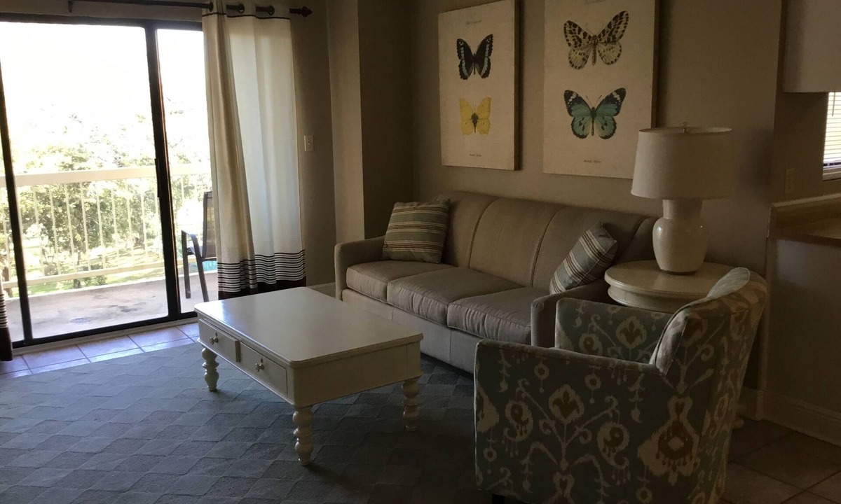 Biloxi Condo | Two bedroom condo in the heart of Biloxi