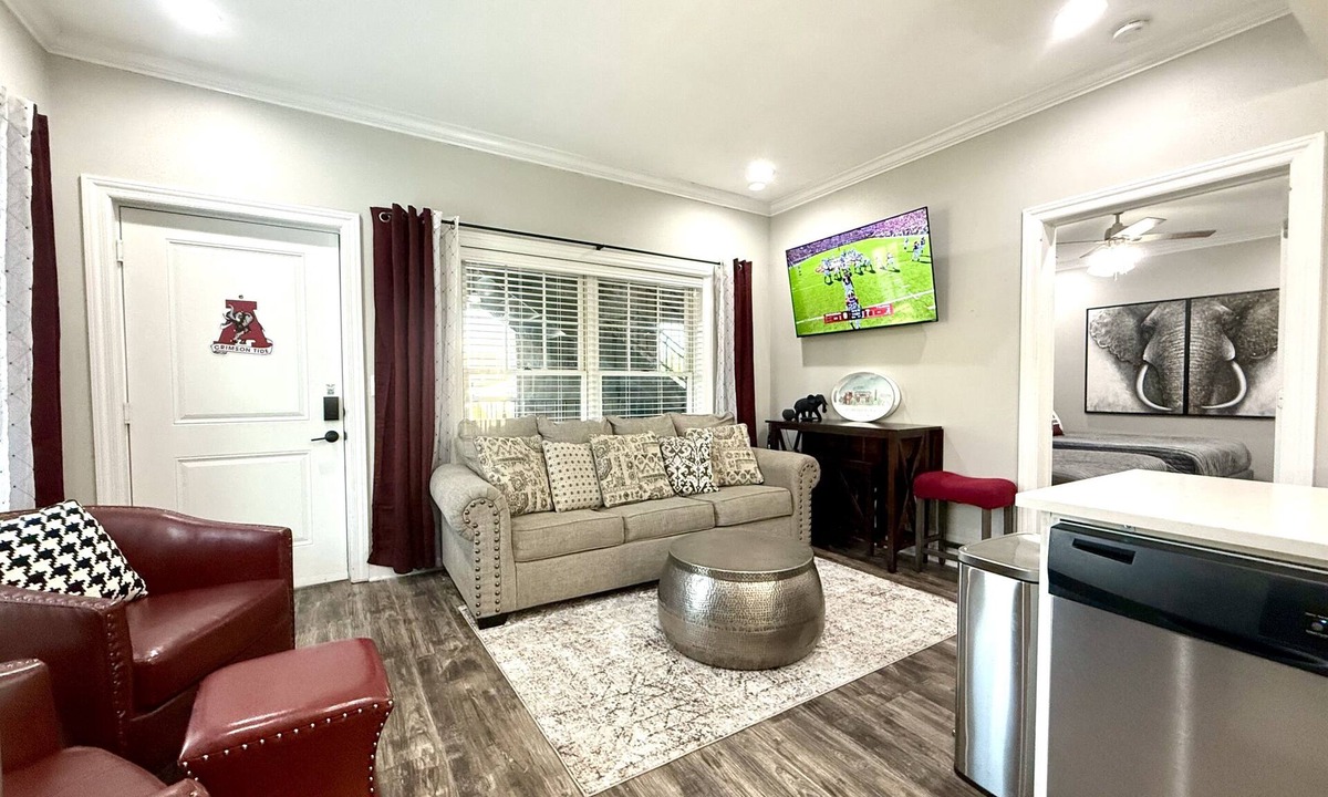 Tuscaloosa Condo | Two Blocks from Bryant-Denny Stadium @ The Twelve!