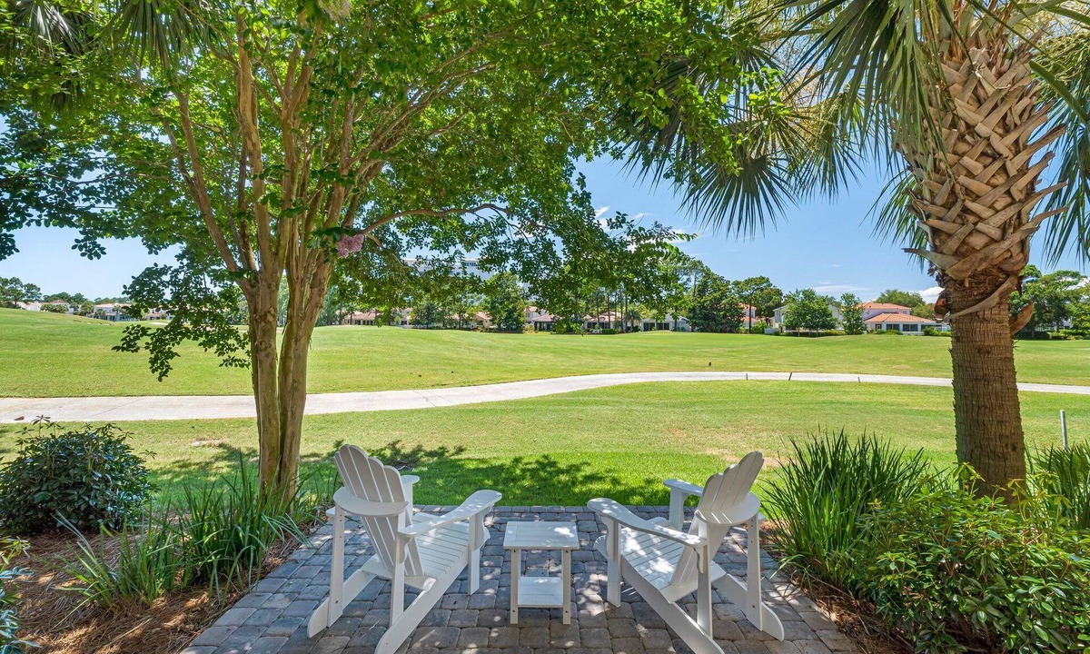 Villa Lago House | Two Golf Carts ~ Golf Course View ~ Beach Access