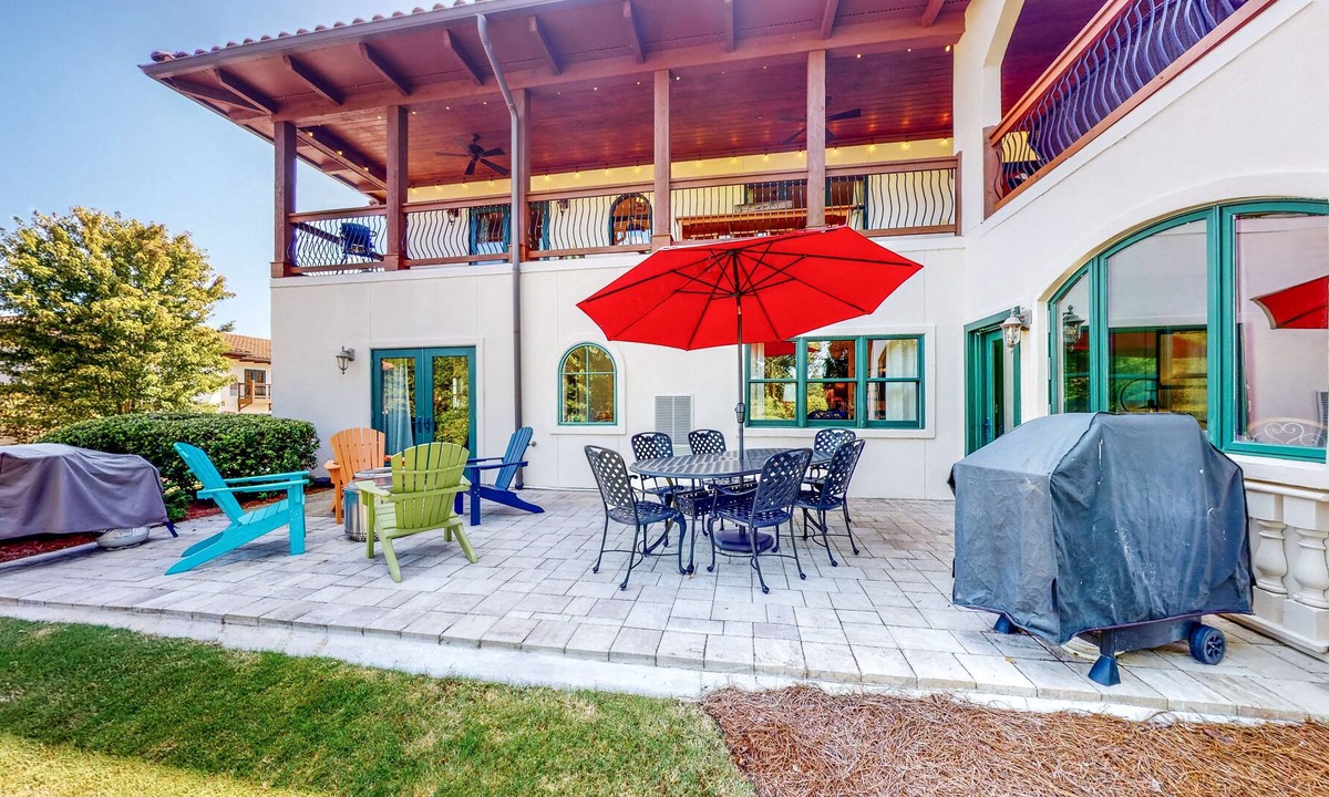 Eatonton House | Two Lake Oconee Villas with Fairway Views, Grill, Firepit & Alfresco Dining