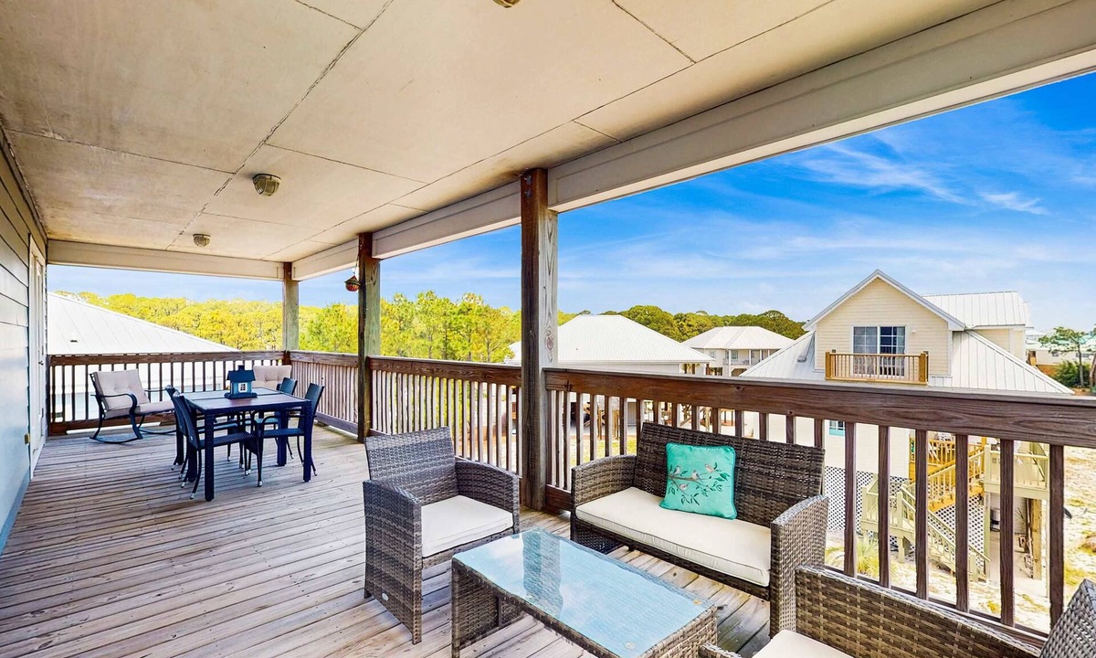 Dauphin Island House | Two-Level Home with W&D, Shared Outdoor Pool, Free High-Speed WiFi, Central AC
