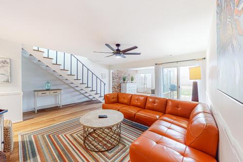 Perdido Bay Villas House | Updated townhome with grassy yard grill open layout W&D & AC
