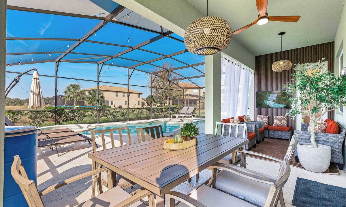 Loughman House | Upstay Solterra Resort Villa w Pool & Games Room