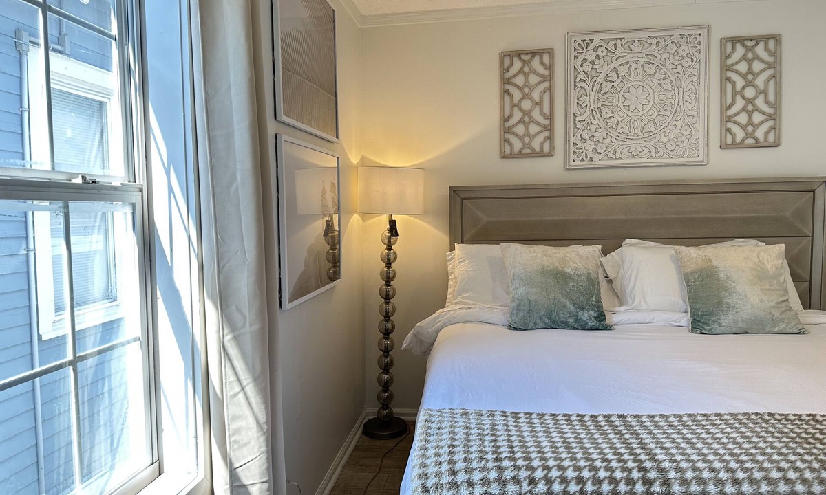 Milan House | Uptown New Orleans Home -7 mins to FQ Free Parking