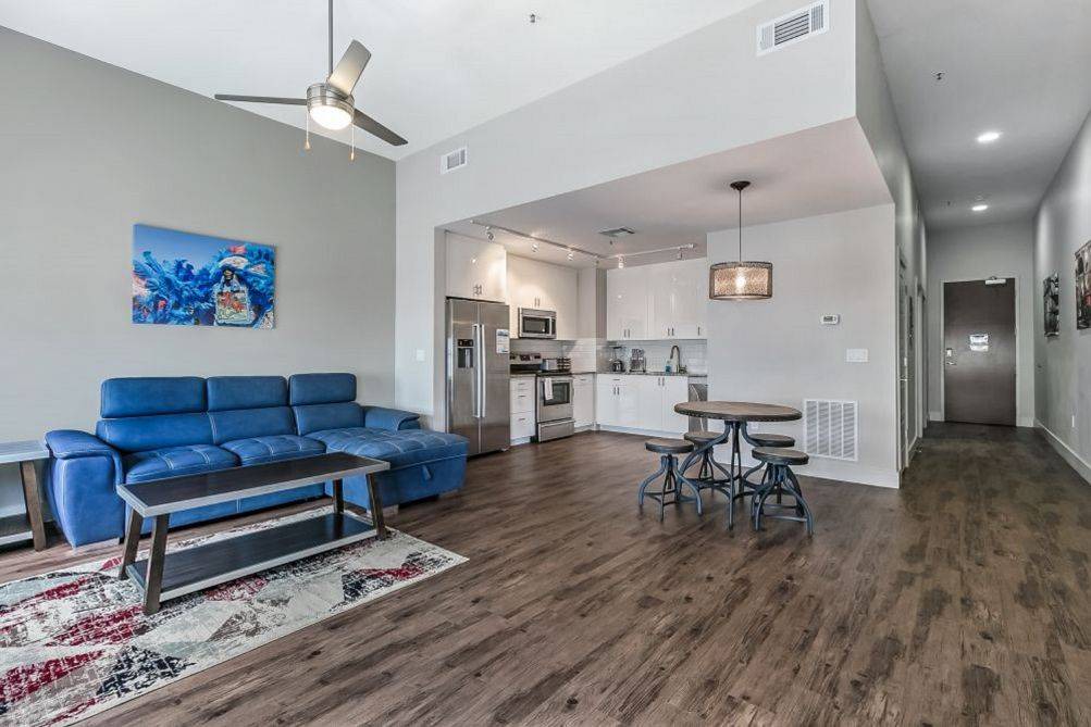 Central Business District Hotel | Hotel ∙ Modern Condo near Local Attractions of New Orleans