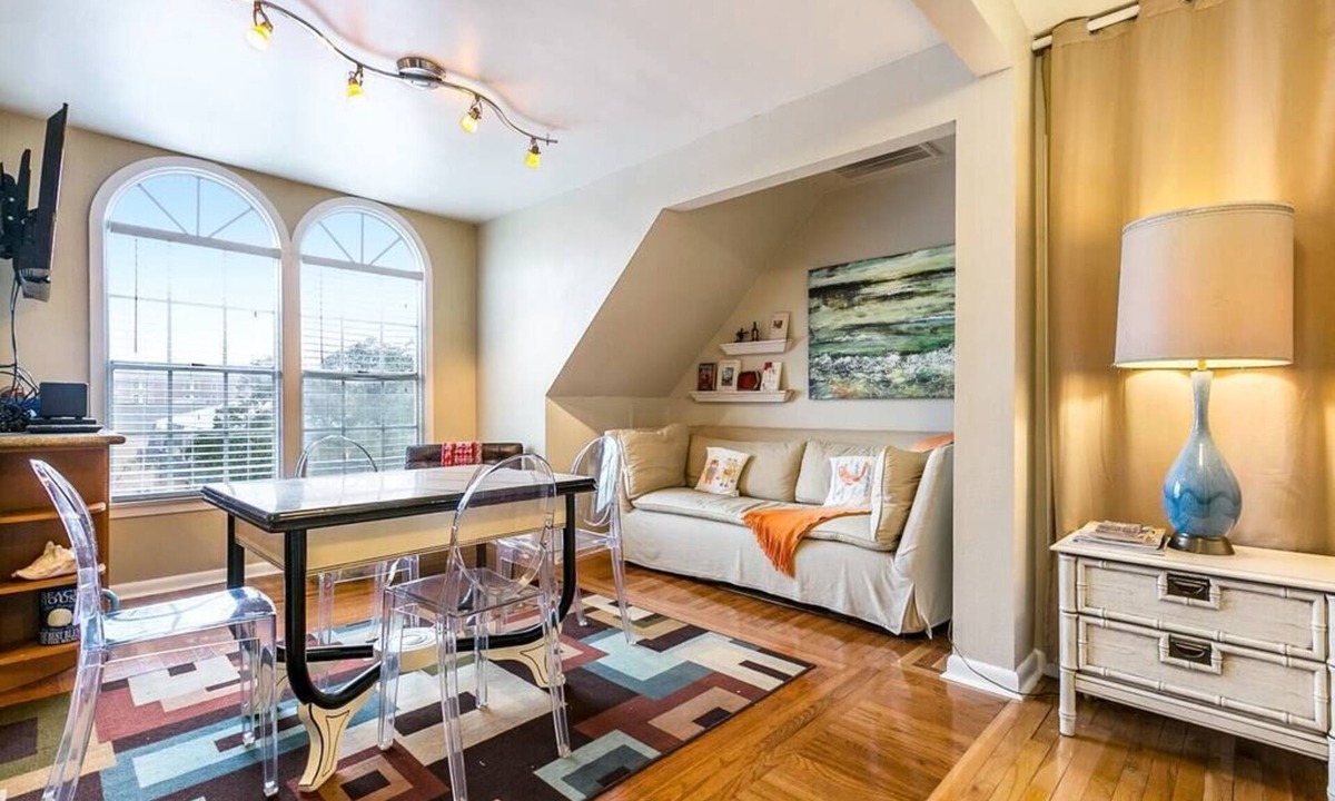 Faubourg Livaudais Bed & Breakfast | View From The Top in Garden District New Orleans