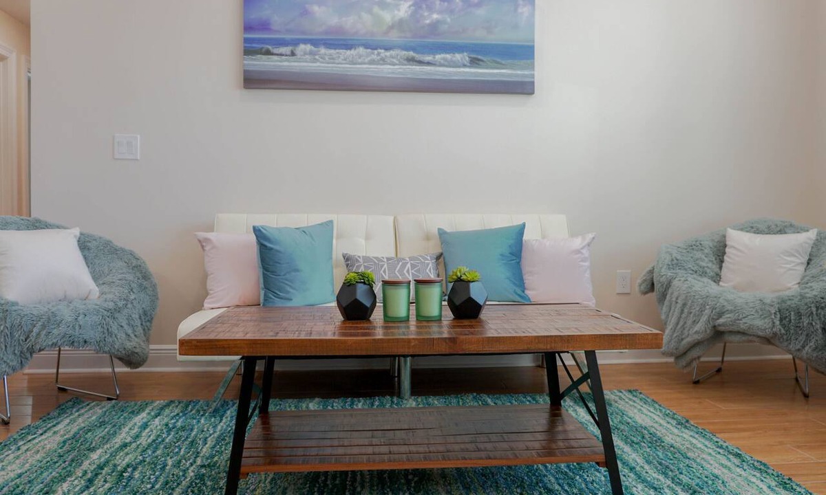 Biloxi Apartment | 🔥WALK 2 BEACH❤️ | SLEEPS 6 W/W+D