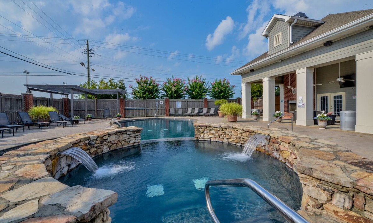 Tuscaloosa Condo | Welcome to Rising Tide!
