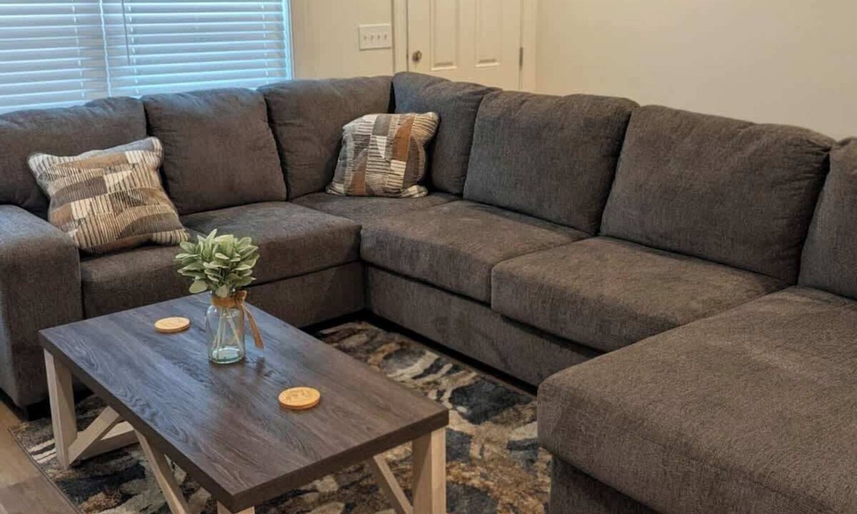 Mobile Apartment | West Mobile Farmhouse Fun