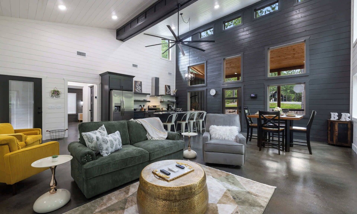 Pickens Cabin | Whispering Retreat Sleeps 4