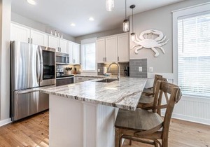 1358 Laurel Grove