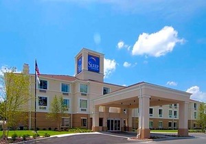 2-Star Hotel ∙ Sleep Inn & Suites Palatka North