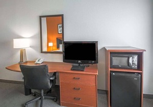 2-Star Hotel ∙ Sleep Inn & Suites Palatka North