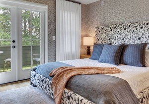 Artsy Designer Home - North Buckhead/Midtown Location