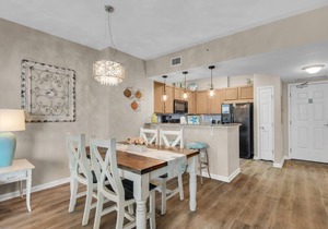 🌴Beach Nearby+ Lagoon Pool -Palms 1503☀️ Pool Views