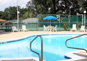 Beautiful 2 bedroom unit at resort, sleeps 6