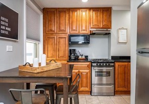 Downtown! 24h Concierge! Private Balcony! 11K