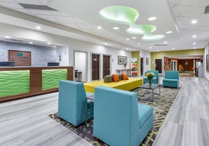 Quality Inn and Suites Riverfront