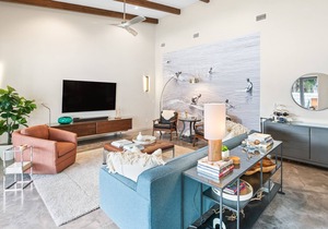 "Seagrove Surf Shack" Private Heated Salt Water Pool! Short Walk to the Beach!