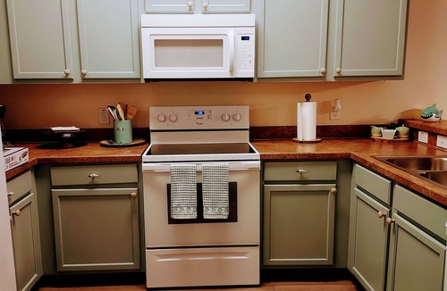 Bahama Bay Condo | 1,700 sq hideaway nestled in Bahama Bay Resort near Disney and other attractions