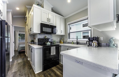 Baker County Cabin | 1 Bed/1 Bath - Pet Friendly, Sleeps 2 - 1 Bed/1 Bath - Pet Friendly, Sleeps 2