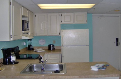 New Smyrna Beach Resort | 1 Bedroom at Islander Beach Resort, New Smyrna Beach!