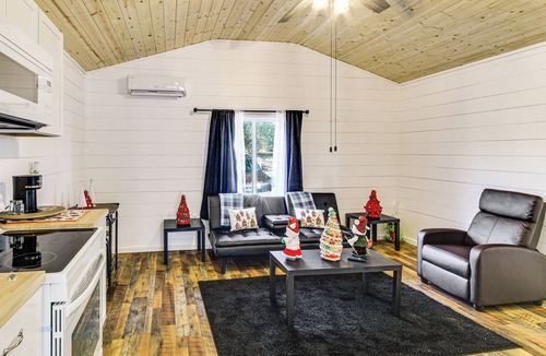 Enterprise House | 1 Mi to Dtwn Enterprise: Pet-Friendly Home w/Yard