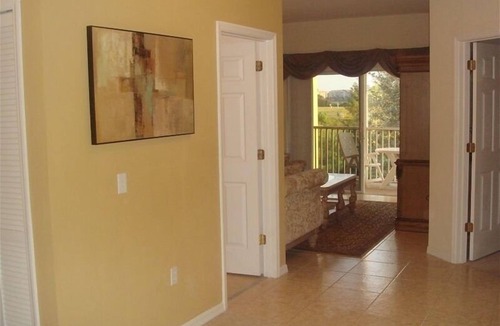 West Kissimmee Condo | 1 mile from Disney, Celebration FL, family Condo, free Wi-Fi Lake view