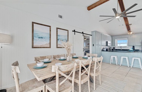 Gulf Shores House | 10/10 Location | Steps2Beach | LagoonFront |DogsOK