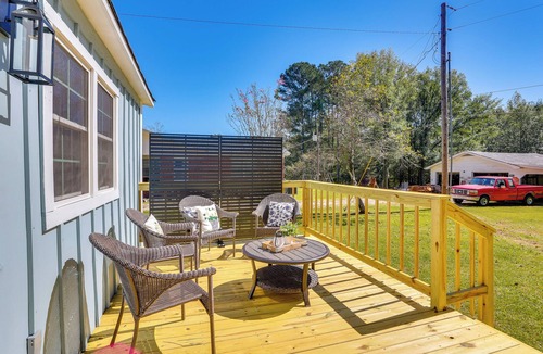 Iuka Cottage | 10 Mi to Tennessee River: Blue Willow-themed Home
