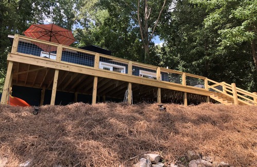 Dadeville House | 100+ feet of lake front and breath taking views!