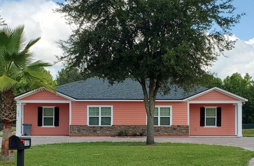 Hollister House | 107-B Flamingo Getaway