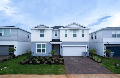Four Corners Villa | 10BR Themed Villa w/Pool – Windsor Cay
