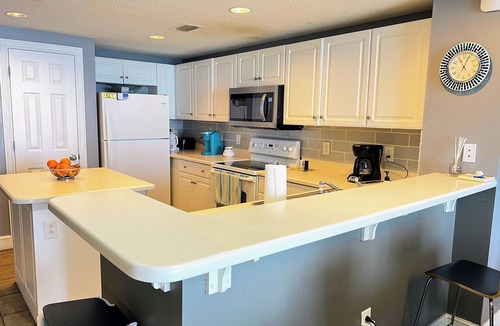Long Beach Condo | 135+ 5Star Reviews 25% off - Ocean Front Home with a huge balcony