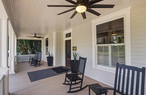 Valdosta House | 1904 Luxe Oasis | Early Check-in, Late Check-out | Wild Adventures