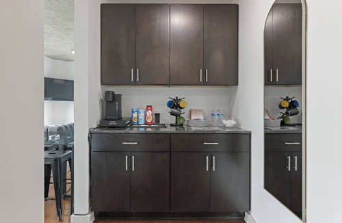 Midtown Condo | 19th Floor Midtown Sky Suite | Free Parking | Gym