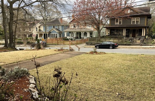Candler Park House | #2, Beautiful Grand Old 1908 House, totally Private Apt w parking