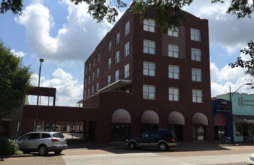 Cleveland Condo | 2 Bedroom Condo in the Historic Grover Hotel in downtown Cleveland, MS